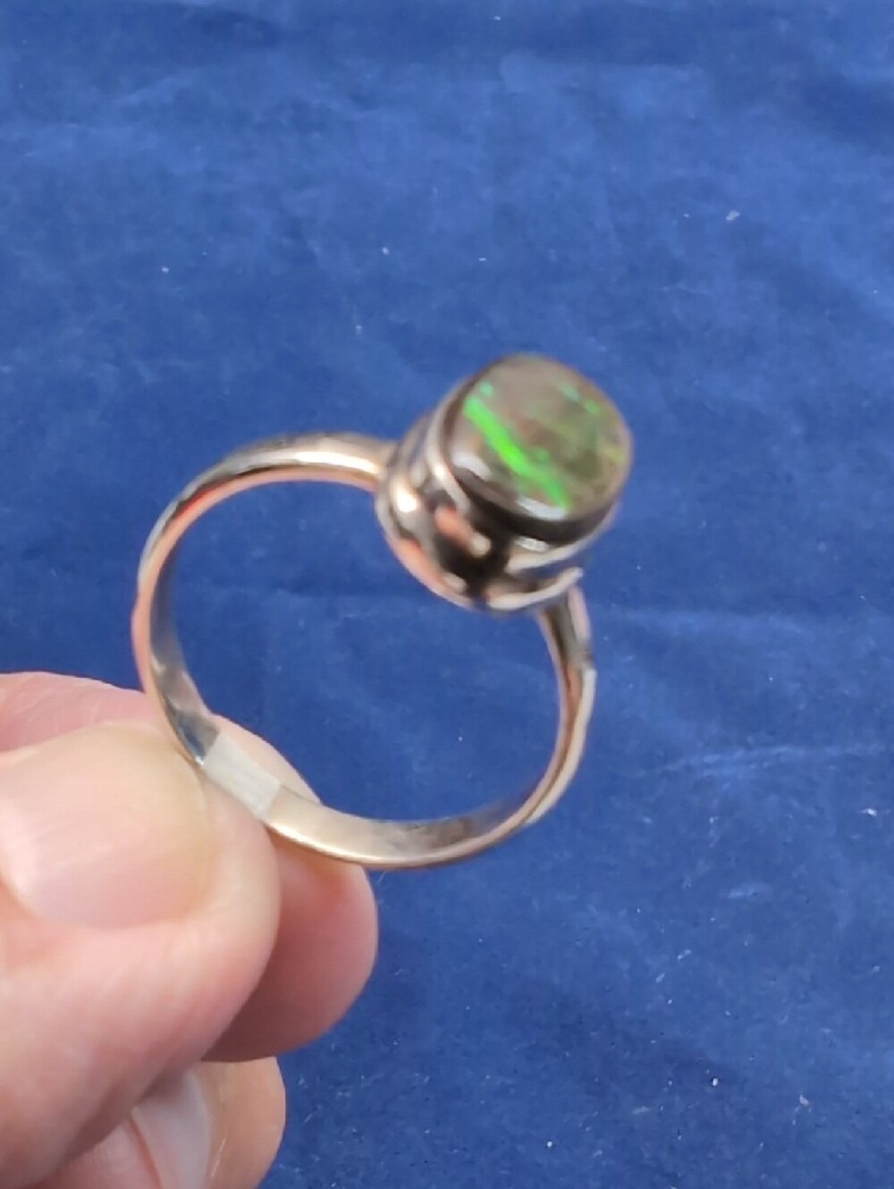 Sterling Silver Ammolite Oval Ring - Women's Jewelry Size 9.5 - Picture 4 of 9